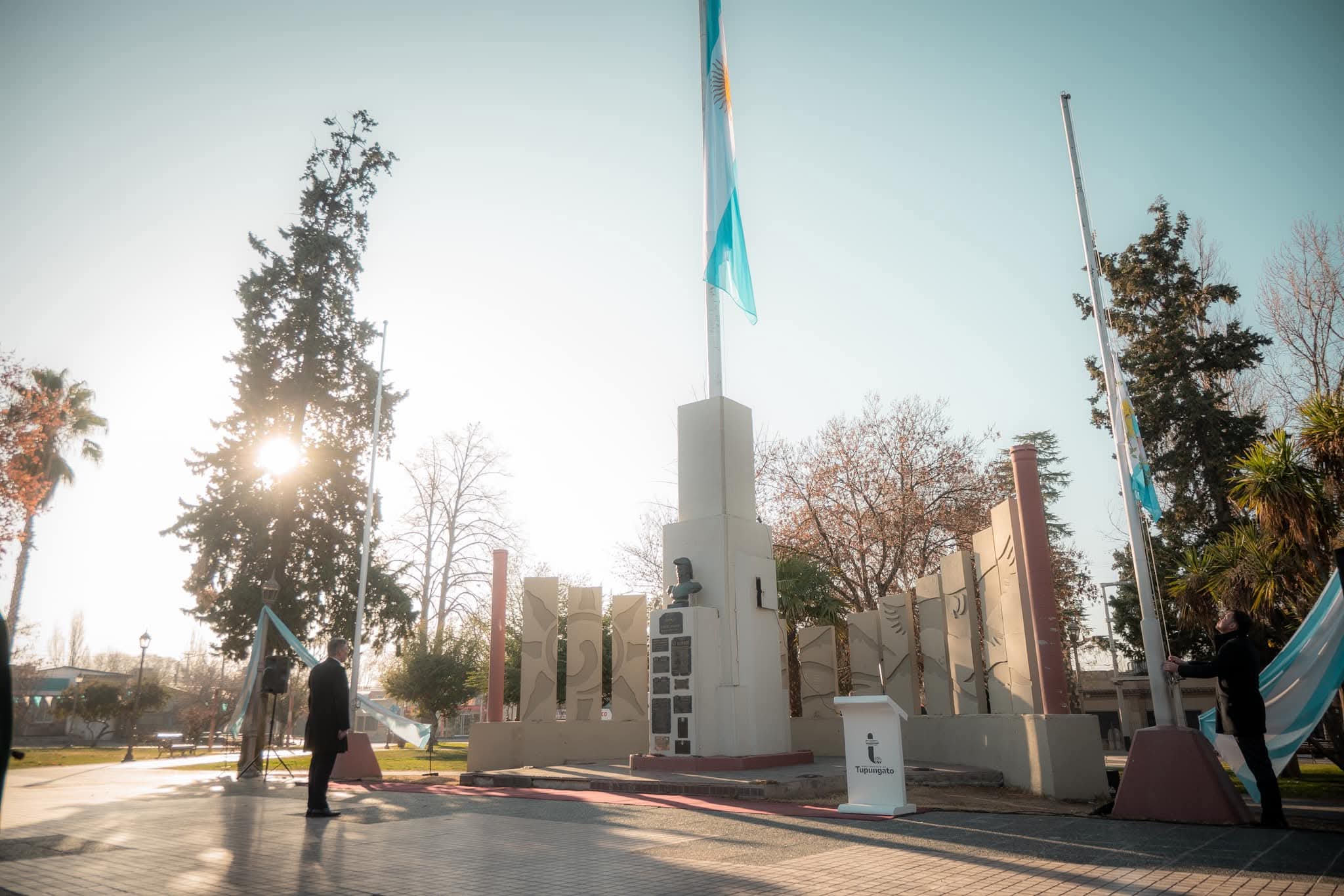 Tupungato conmemora los 209° Aniversario de la Independencia Argentina