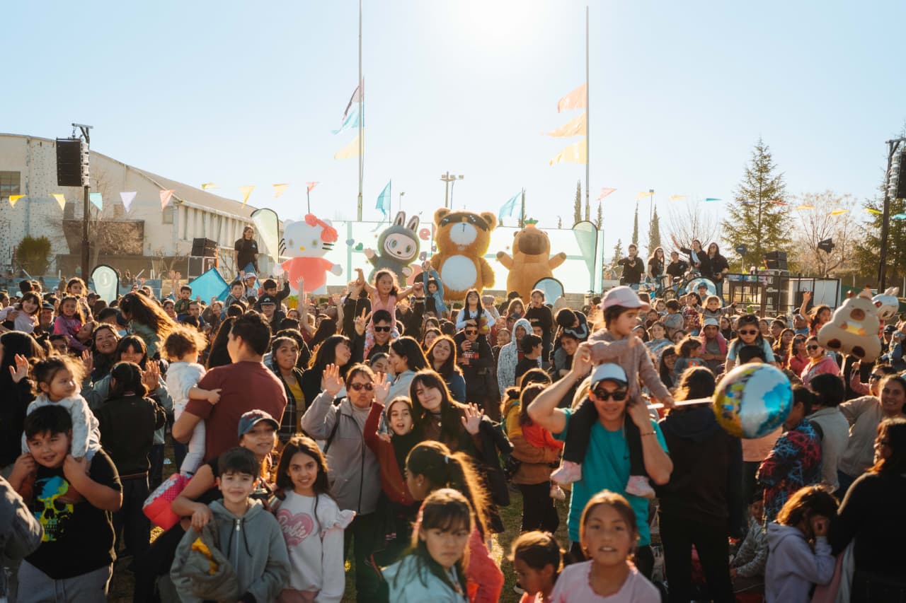 Los niños de Tupungato vivieron un domingo muy feliz junto a sus familias, más de 8000 personas estuvieron de fiesta