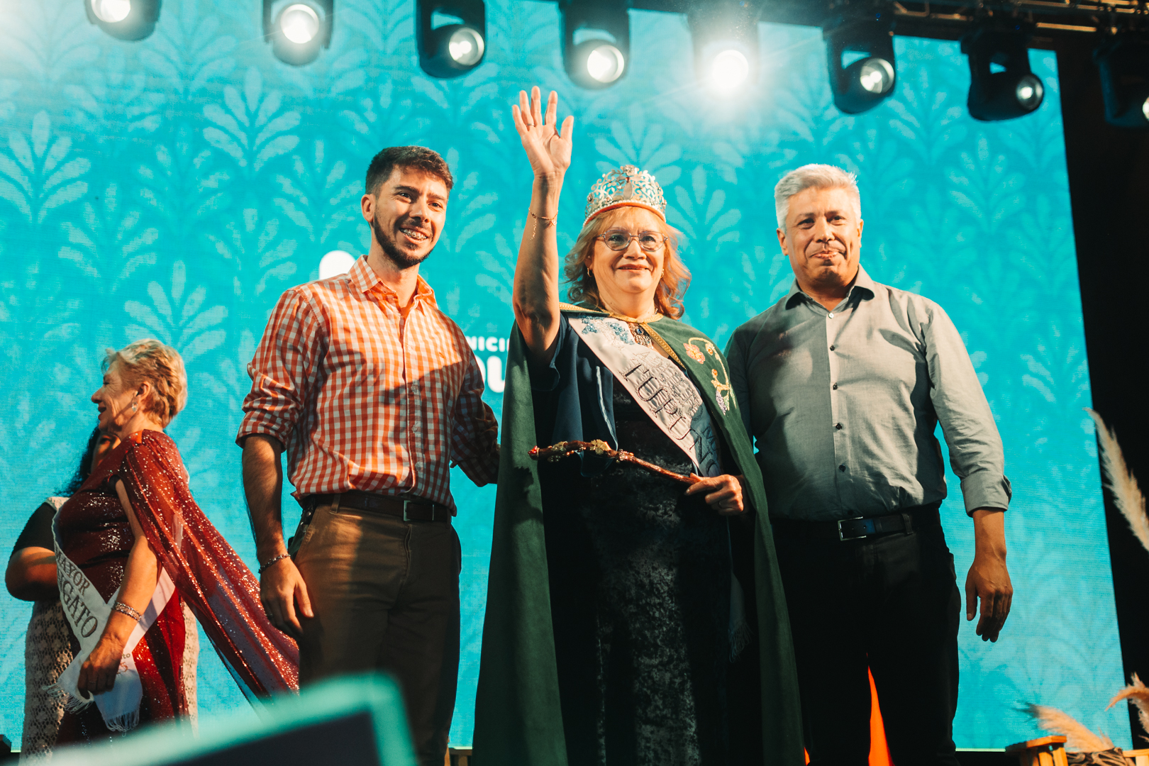 Fiesta departamental del Adulto Mayor: Tupungato coronó a Gloria Britos como su Reina 