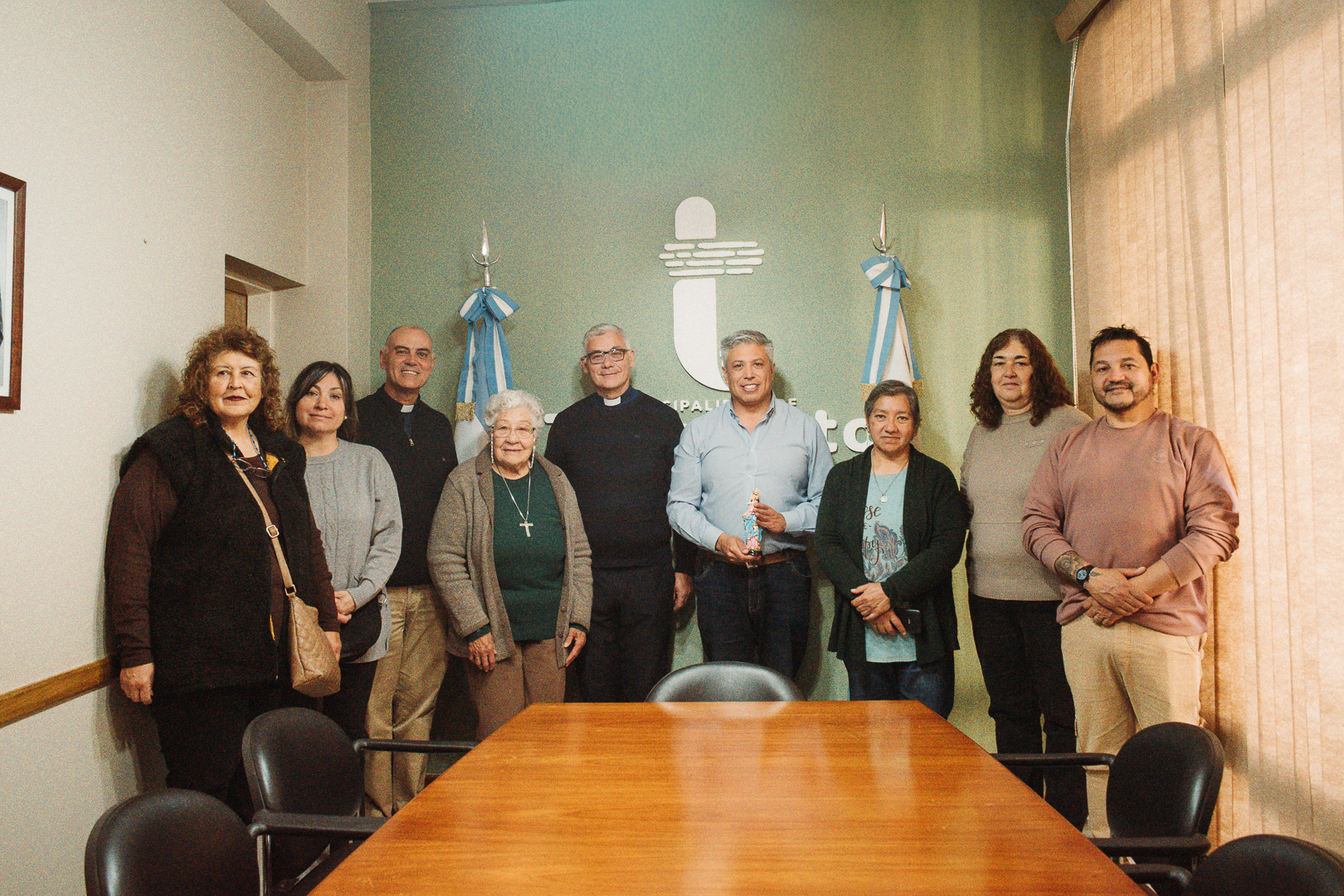 El Intendente Aguilera formalizó la donación de un terreno donde se construirá la capilla de TISA